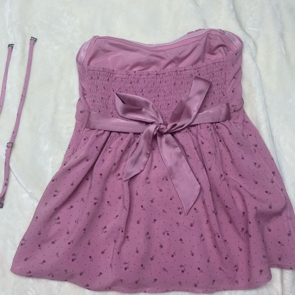 Hollister Pink Floral removable Strapless Top - Picture 2 of 4